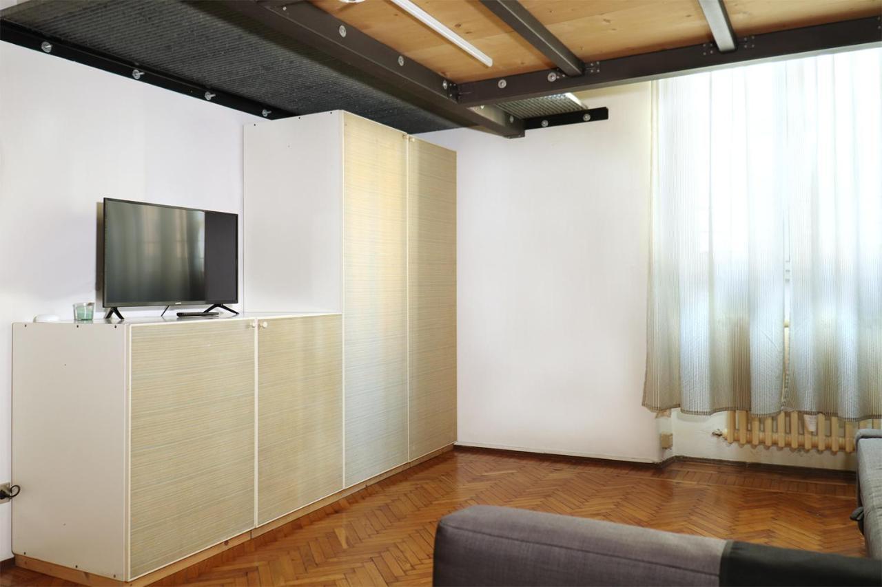 Isola Centro Bilocale Su 2 Livelli Free Wi-Fi Apartment Milan Exterior photo